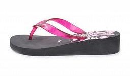 安踏拖鞋爆料视频,揭秘时尚休闲鞋款背后的故事