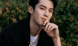 王鹤棣私下爆料了吗视频,揭秘明星幕后生活