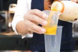 爆料水果茶做法视频,轻松学会在家自制美味饮品