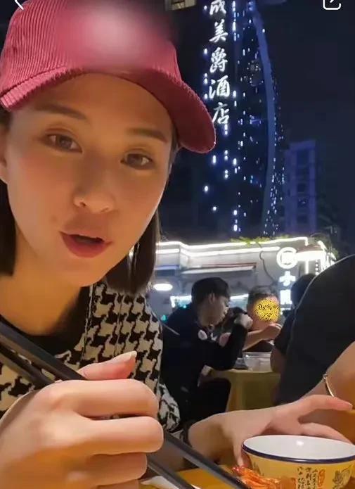 娱乐圈帅哥吃瓜事件视频